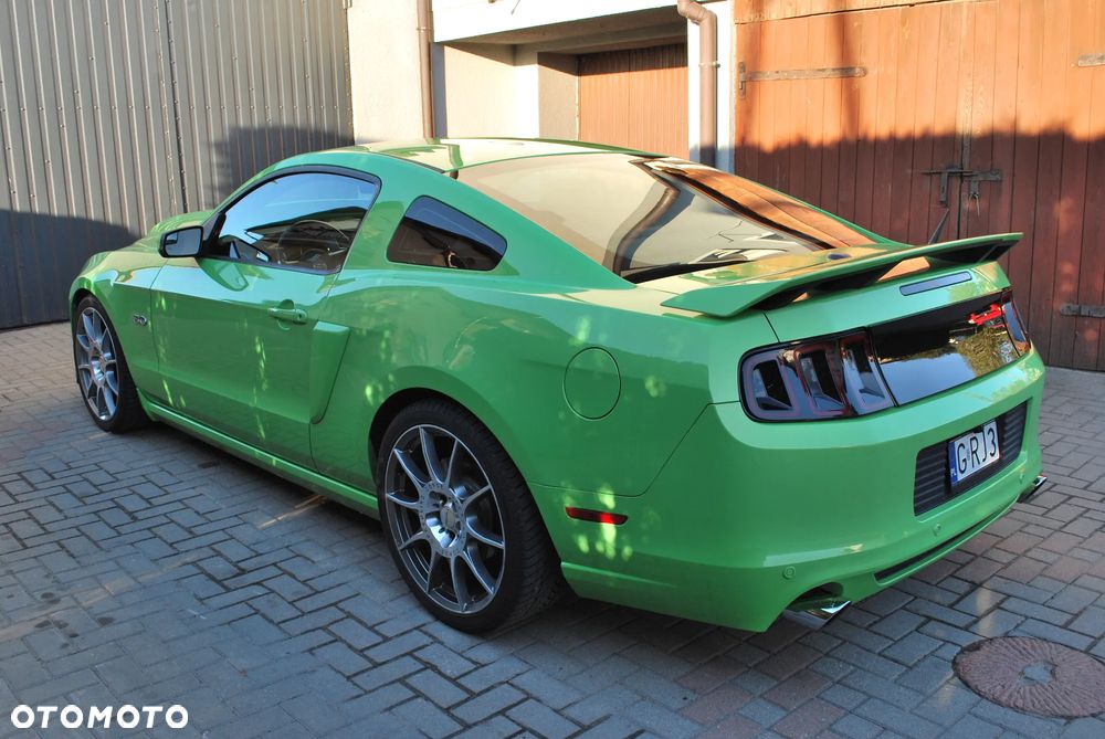 Ford Mustang 5.0 V8 GT Premium - 8