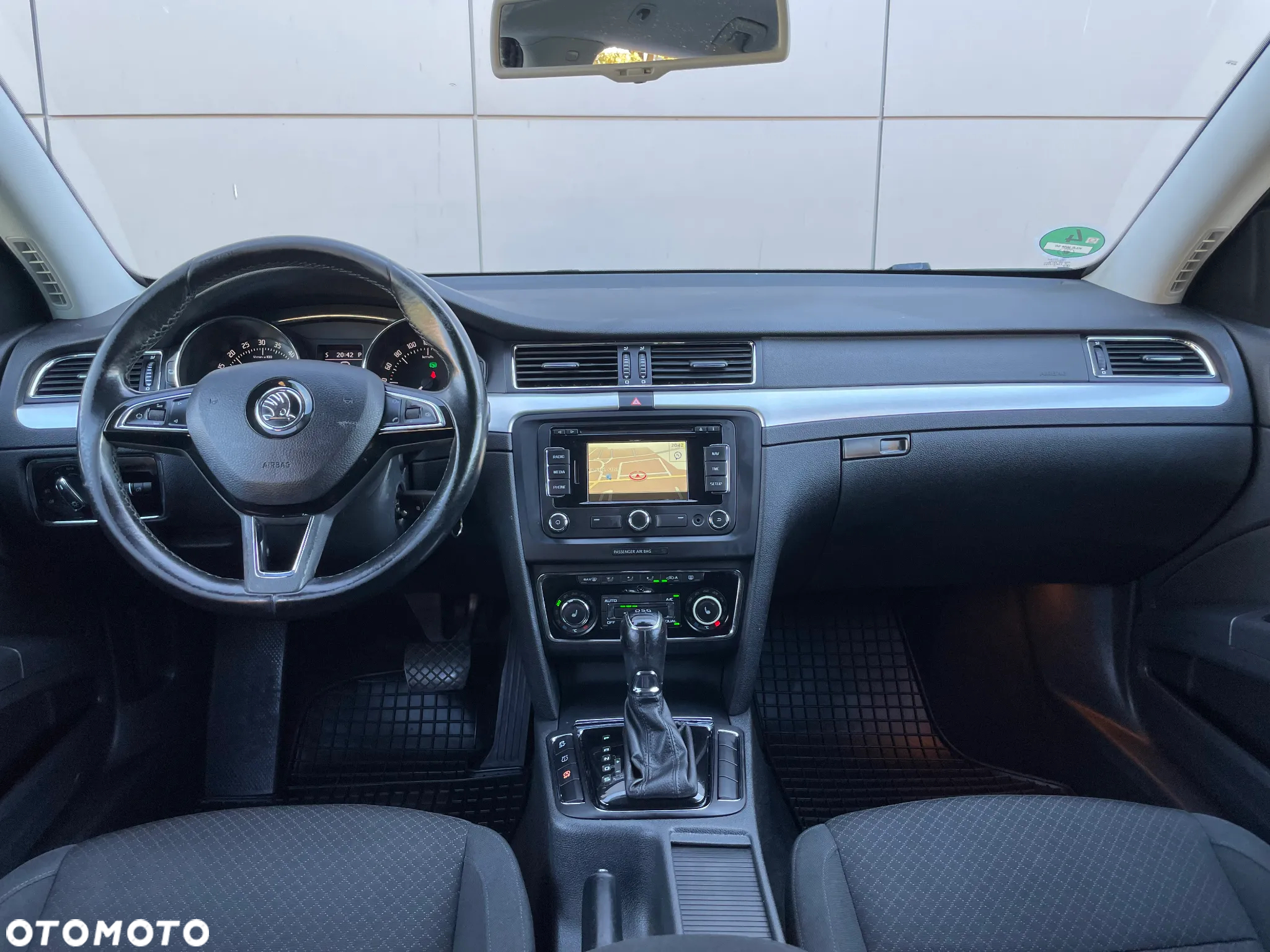 Skoda Superb 2.0 TDI Elegance DSG - 15