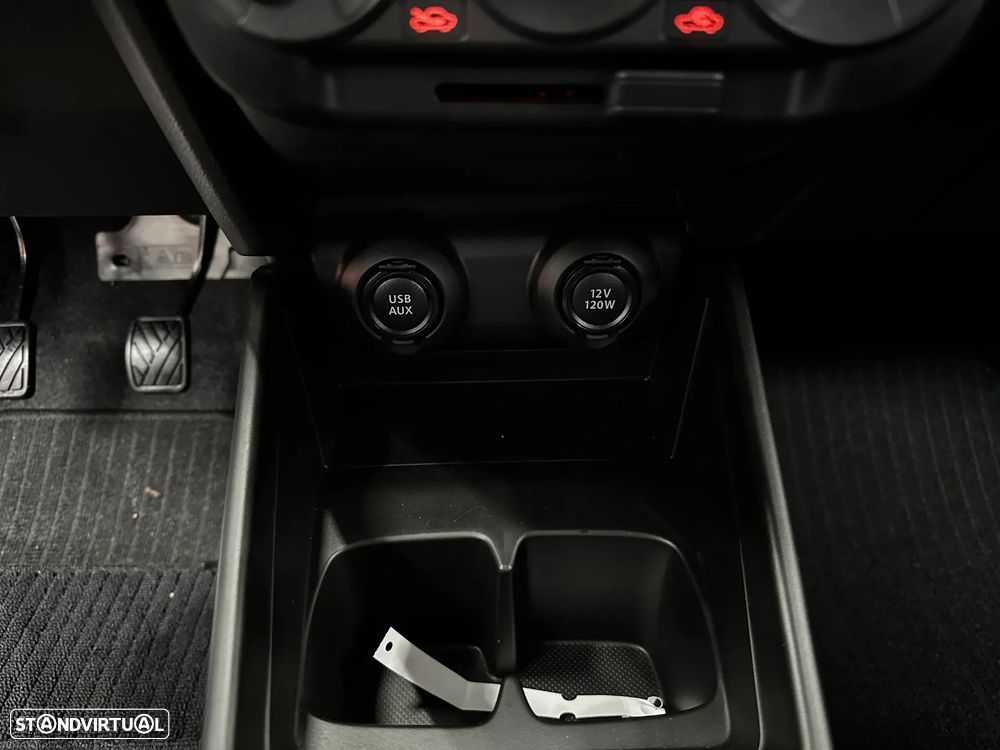 Suzuki Swift 1.2 Mild Hybrid GLX - 29