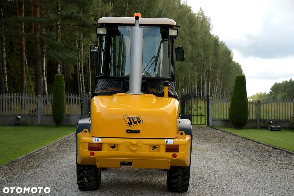 JCB Ładowarka JCB407 * GOTOWA DO PRACY! * SUPER STAN! - 6