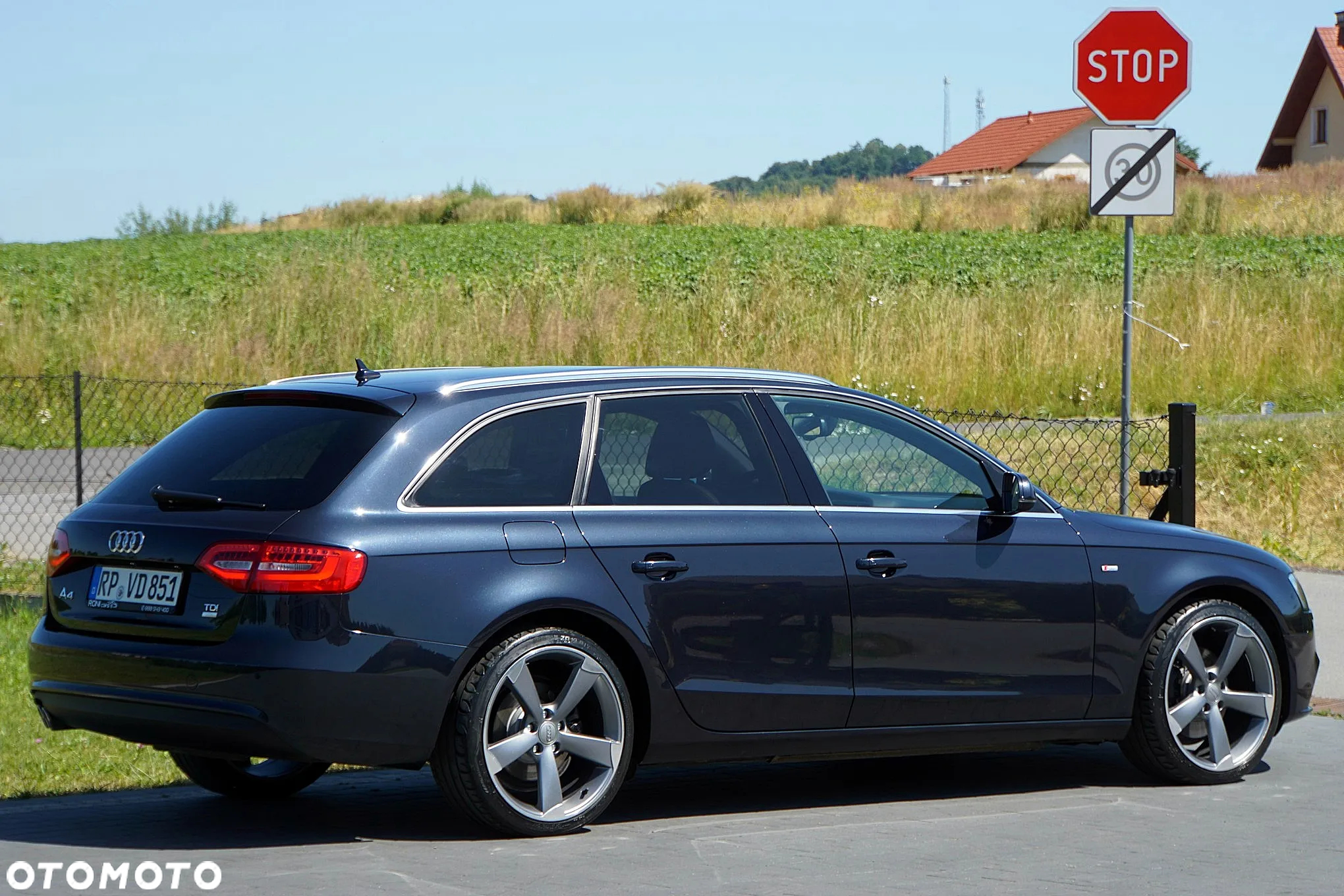 Audi A4 Avant 2.0 TDI ultra sport - 9