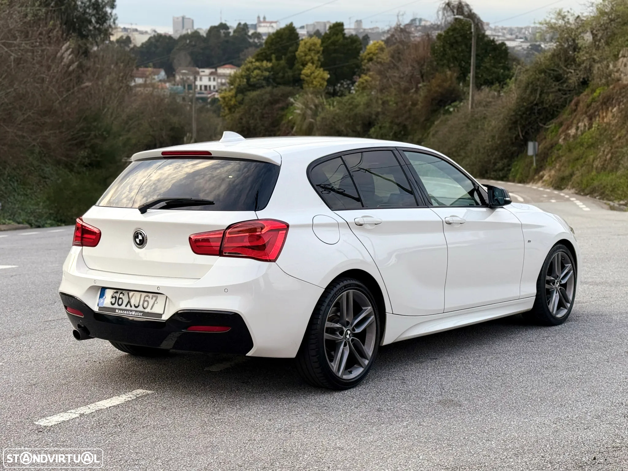 BMW 118 d Pack M - 15