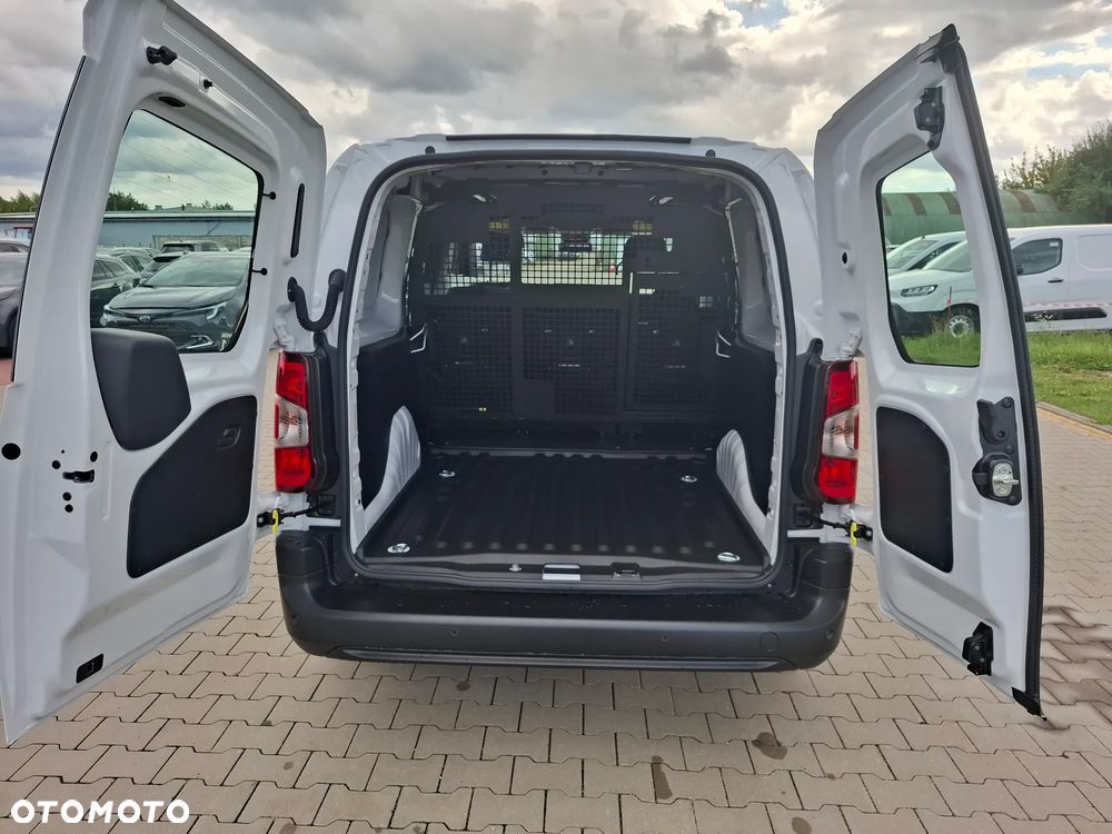 Toyota Proace City - 9