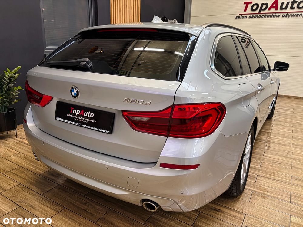 BMW Seria 5 520d - 9