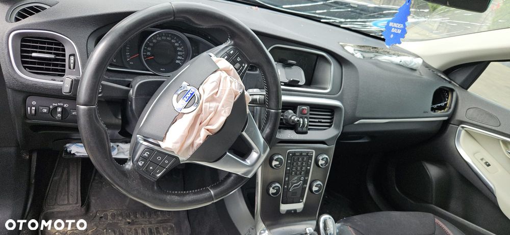 VOLVO V40 II 12 - 16 2.0 D5204T6 - FOTEL PRZÓD LEWY PRAWY KANAPA - 21