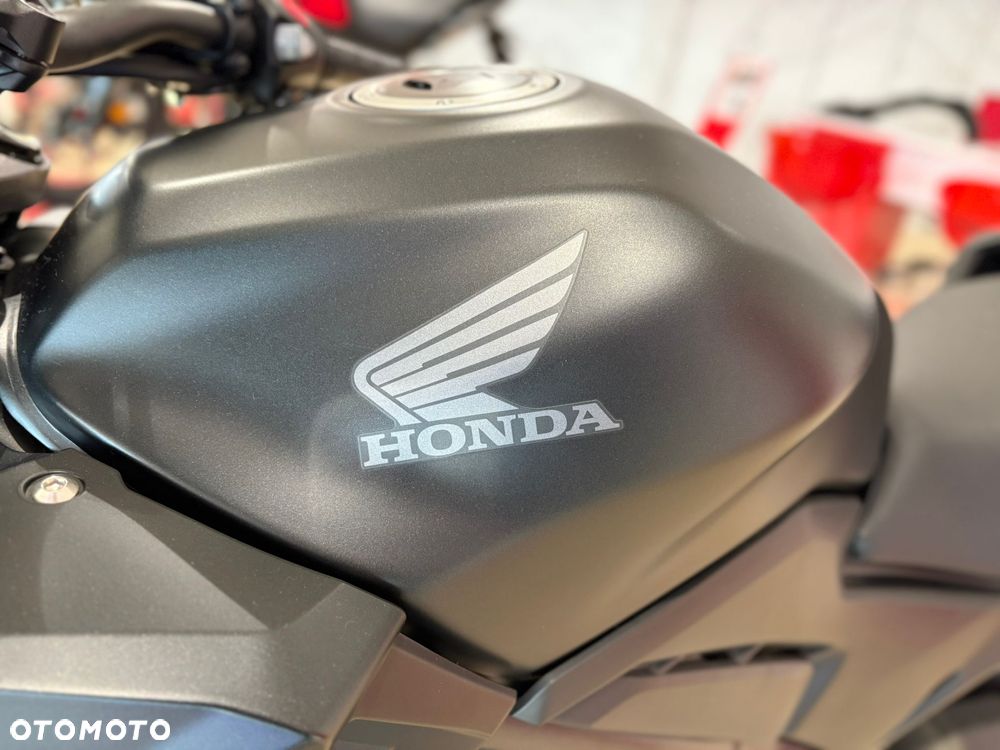 Honda Hornet - 11