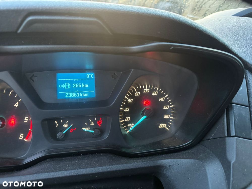 Ford Transit - 8