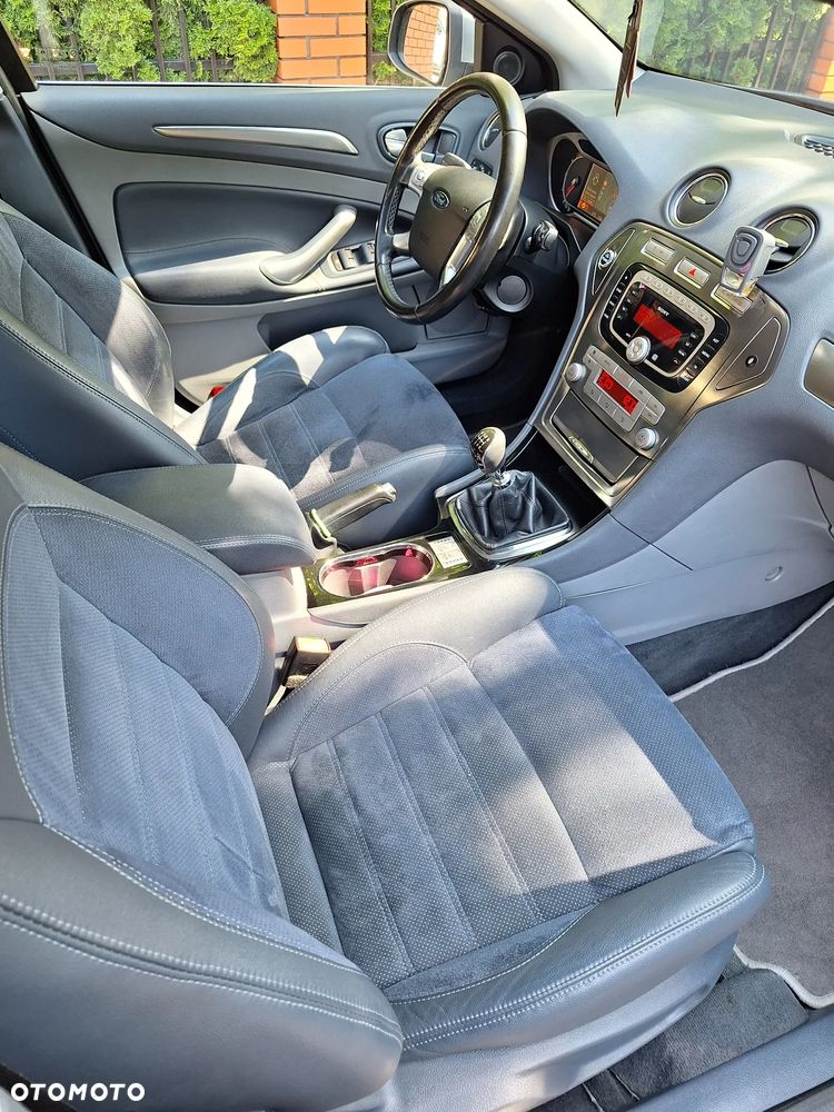 Ford Mondeo 2.0 TDCi Titanium X - 2