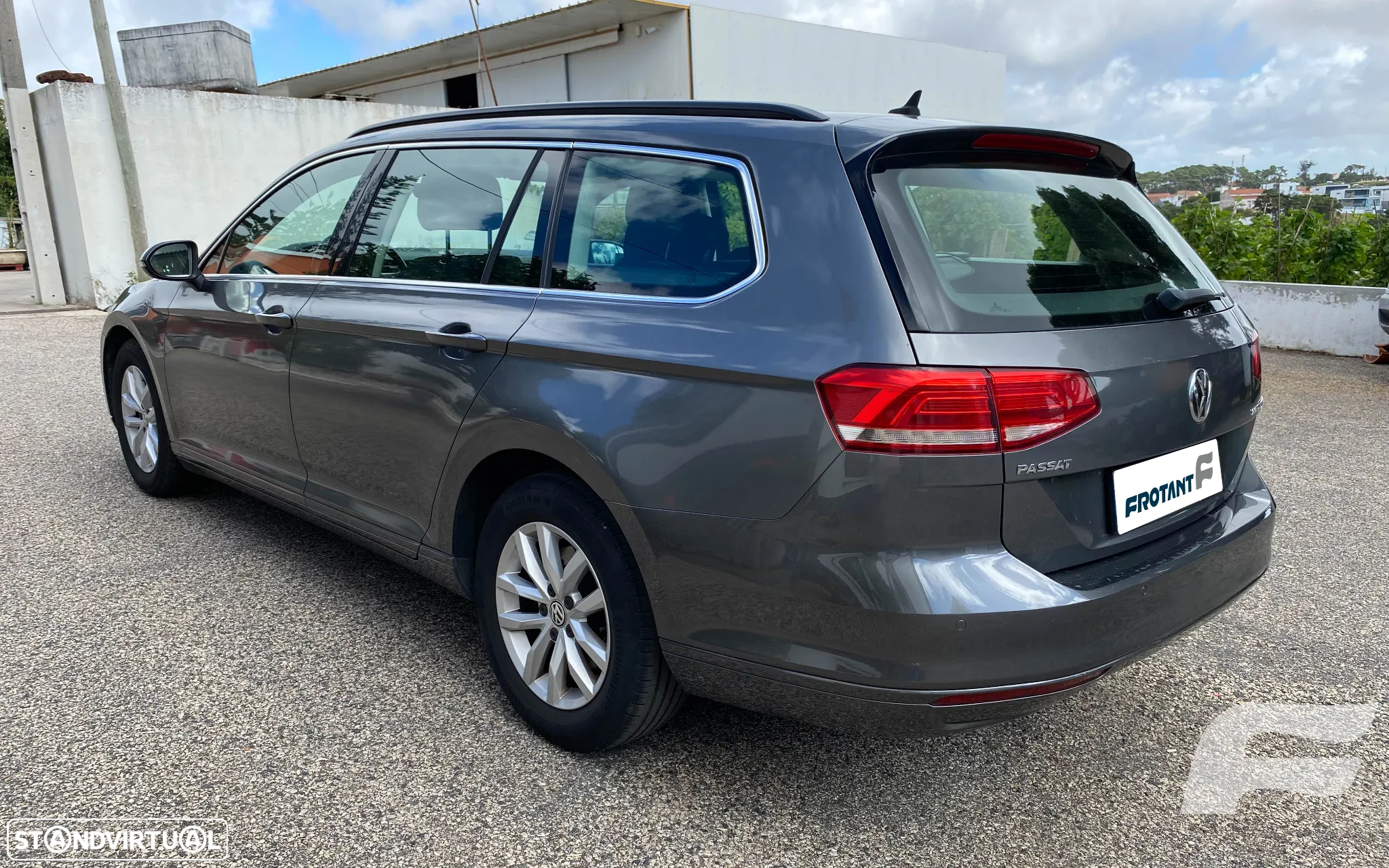 VW Passat Variant 2.0 TDi Confortline DSG - 6