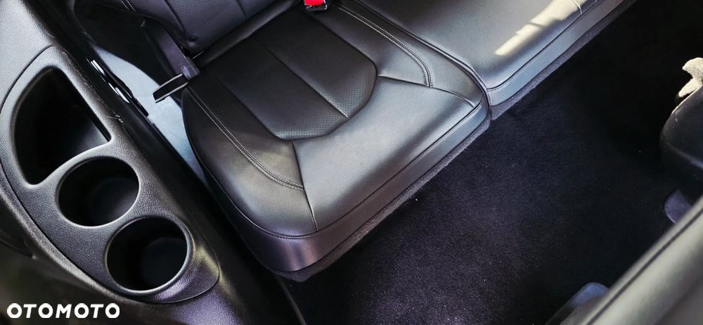 Chrysler Pacifica - 21