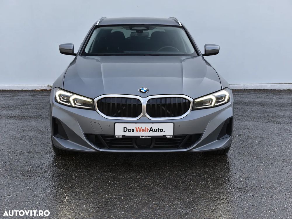 BMW Seria 3 320d xDrive AT MHEV - 13