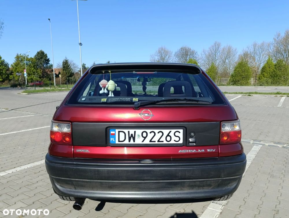 Opel Astra 1.4 World Cup - 5