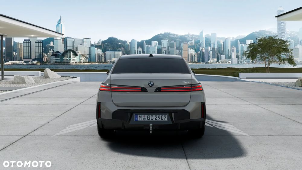 BMW Seria 7 - 5