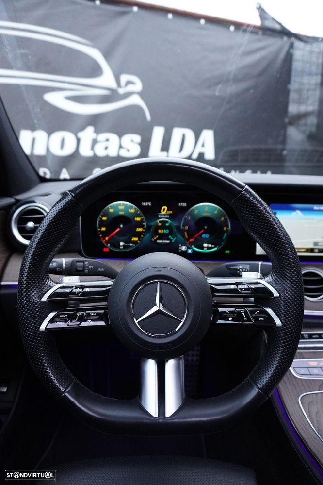 Mercedes-Benz E 300 de 4Matic 9G-TRONIC AMG Line - 15
