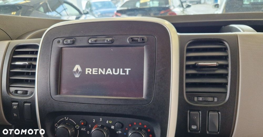 Renault Trafic - 29