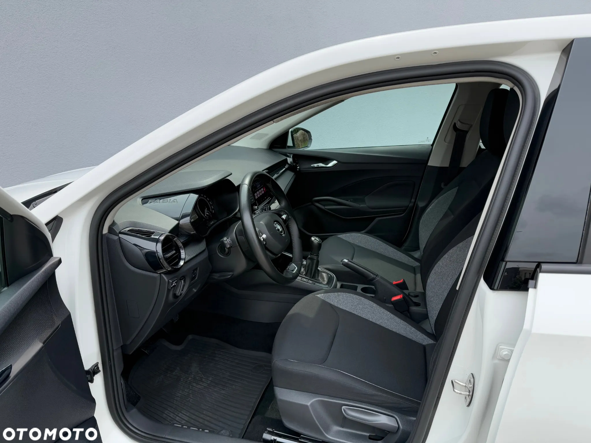 Škoda Fabia - 8