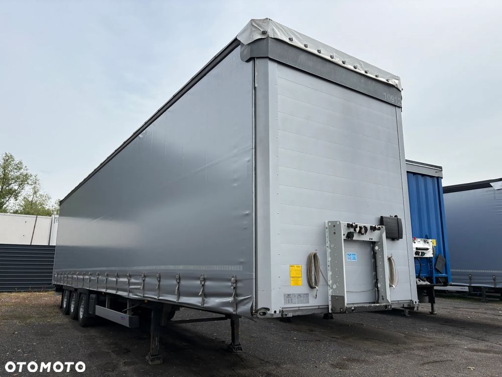 Schmitz Cargobull Mega - 1