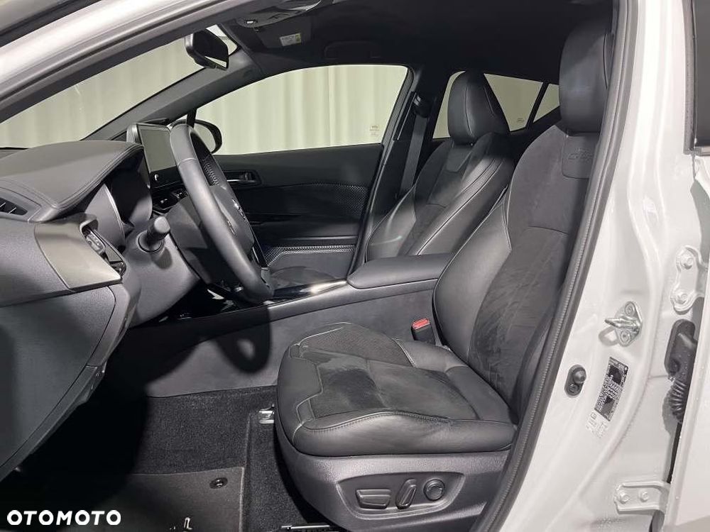 Toyota C-HR - 8