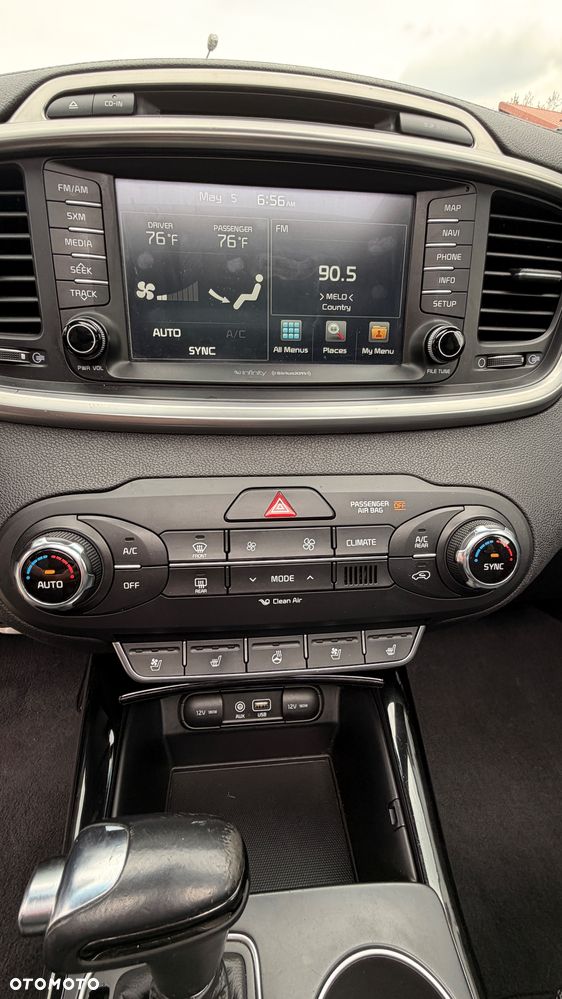 Kia Sorento - 26