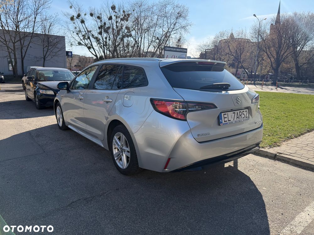 Suzuki Swace 1.8 Hybrid Premium Plus CVT - 5