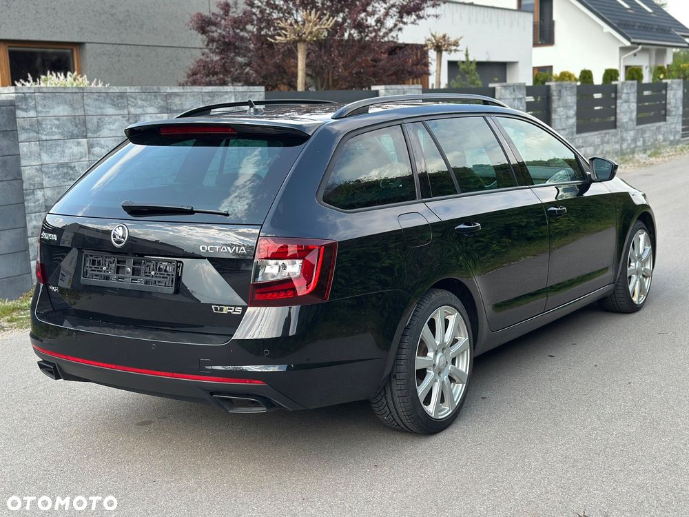 Skoda Octavia 2.0 TDI DSG 4x4 RS - 10