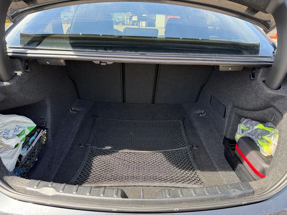 BMW Seria 3 - 23