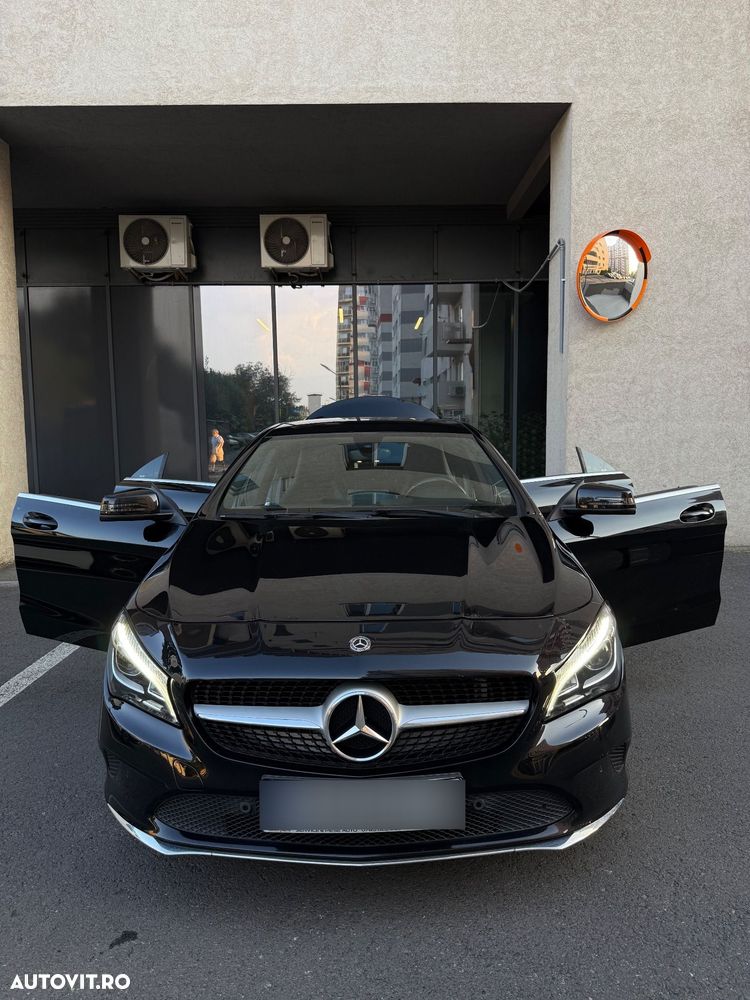 Mercedes-Benz CLA 180 - 4