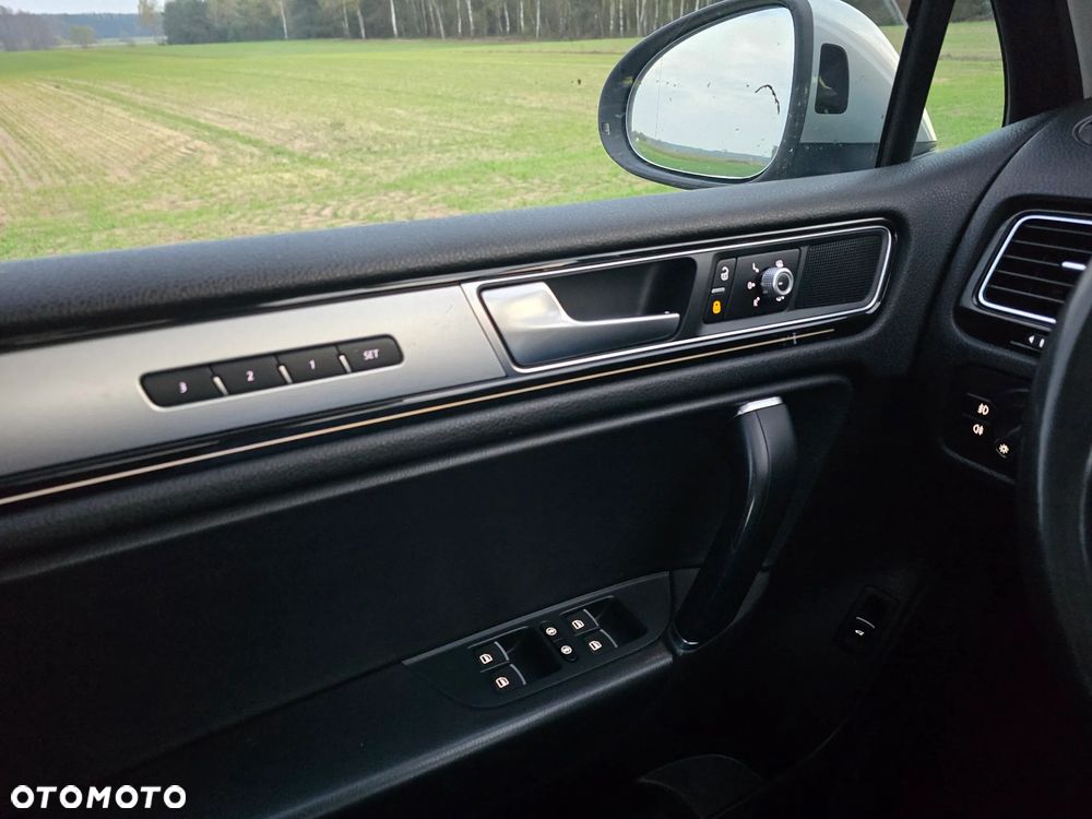 Volkswagen Touareg 3.0 V6 TDI SCR Blue Motion DPF Automatik Exclusive - 19