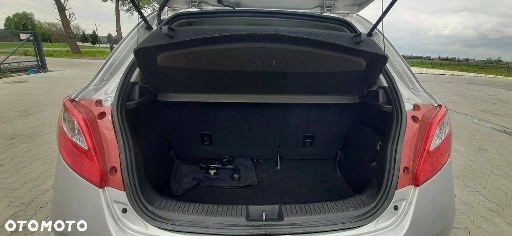 Mazda 2 - 38