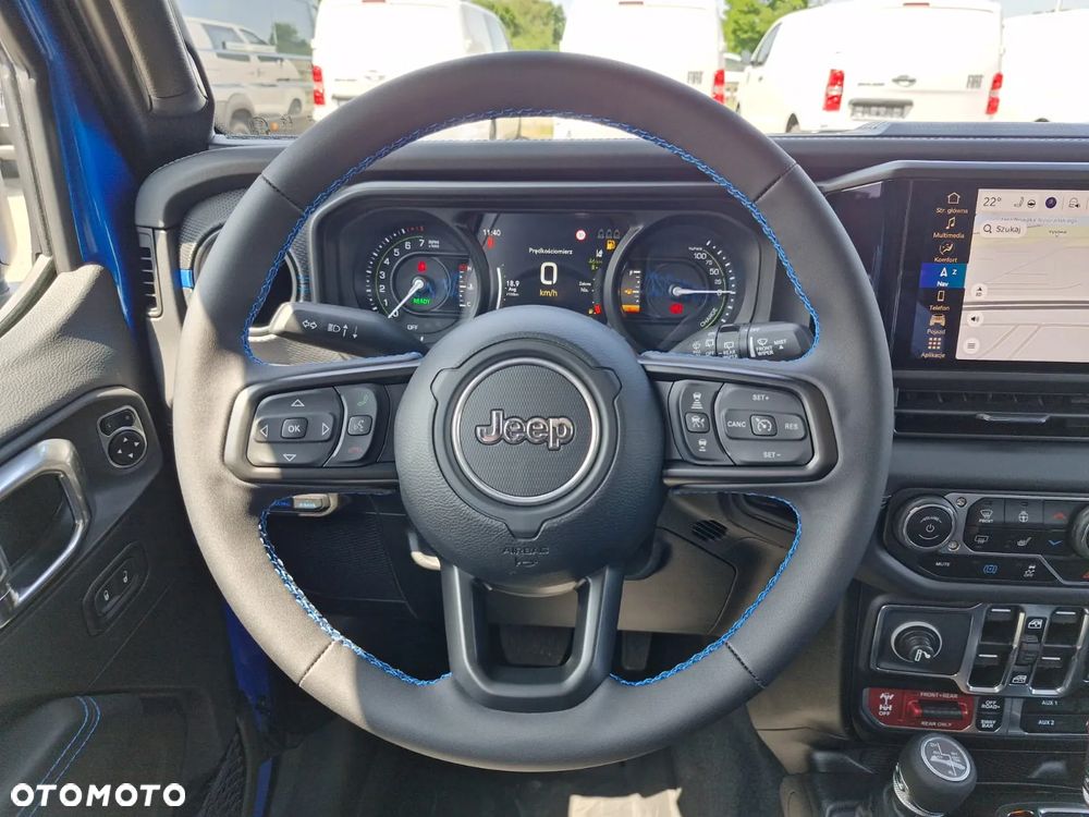 Jeep Wrangler - 10