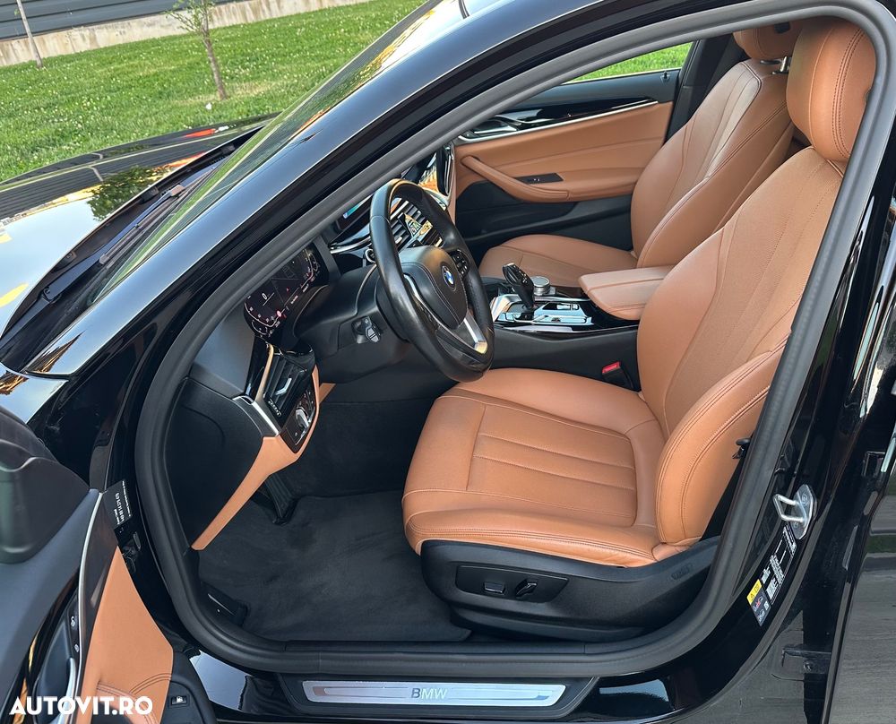 BMW Seria 5 530e Aut. Luxury Line - 13
