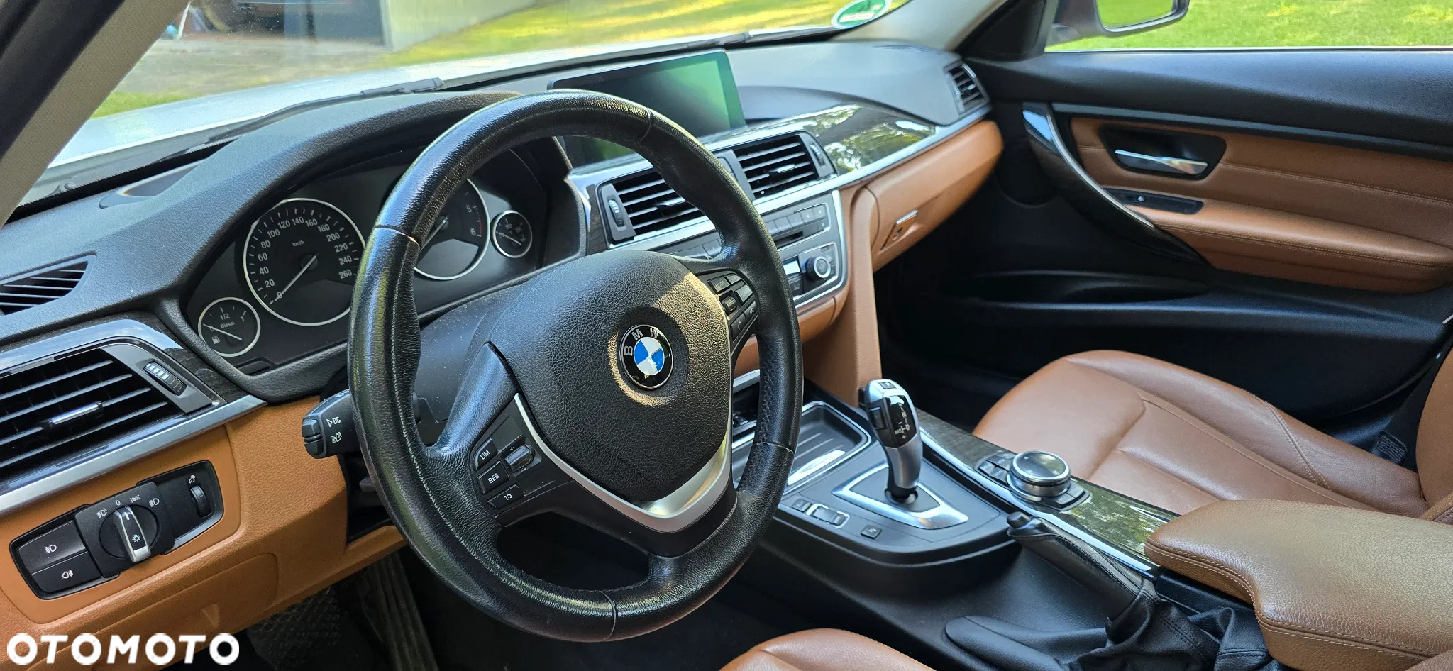 BMW Seria 3 320d Touring Luxury Line - 13