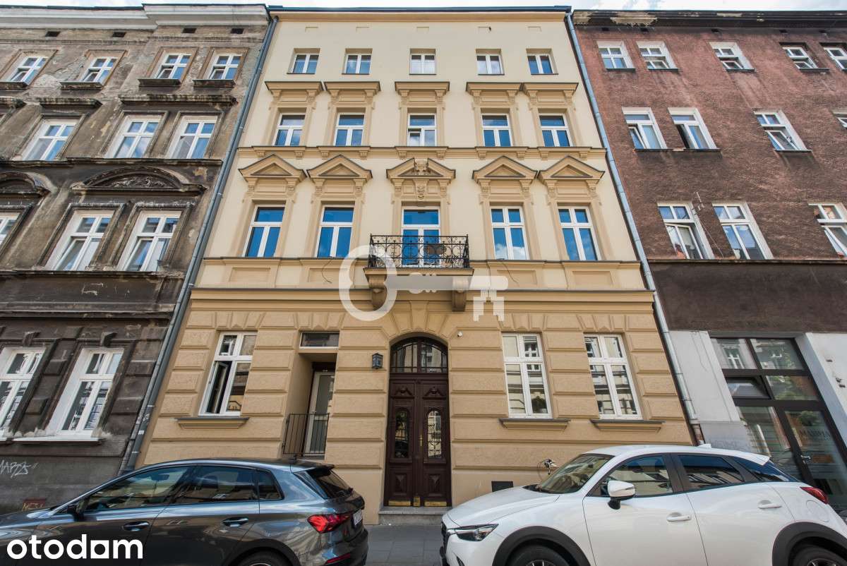 80m | Balkon | Do wejścia | Kamienica