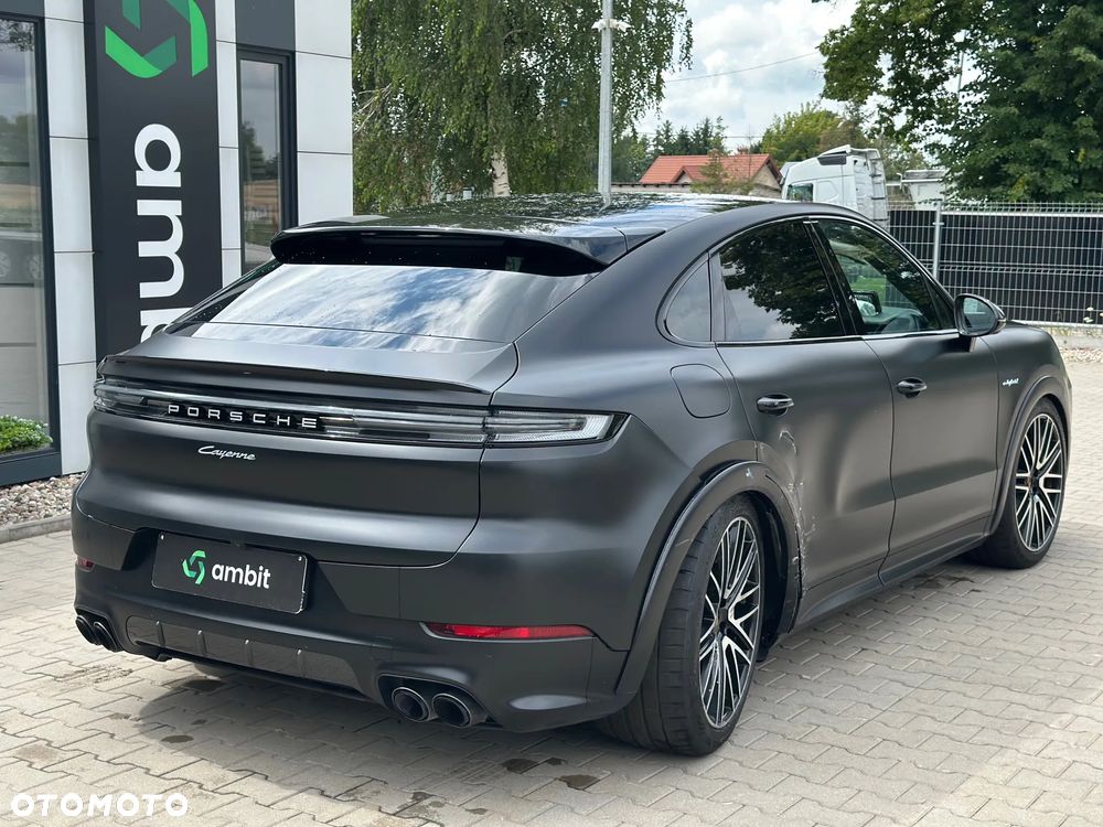 Porsche Cayenne - 8
