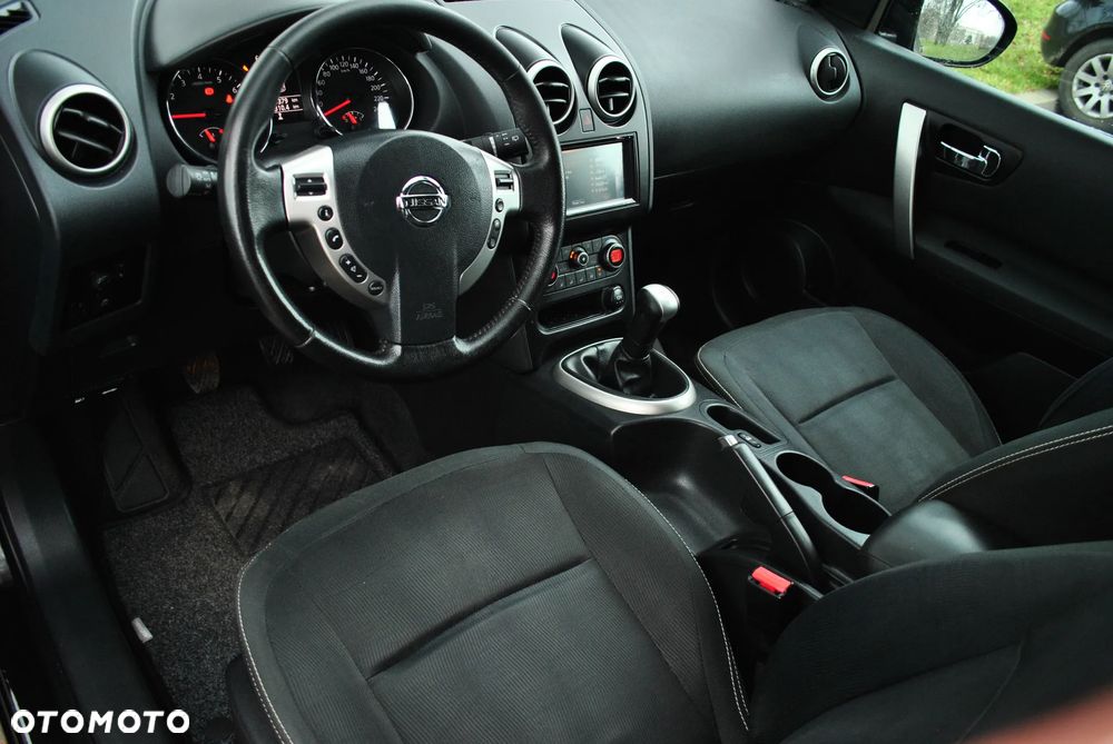 Nissan Qashqai 1.6 I-Way - 9