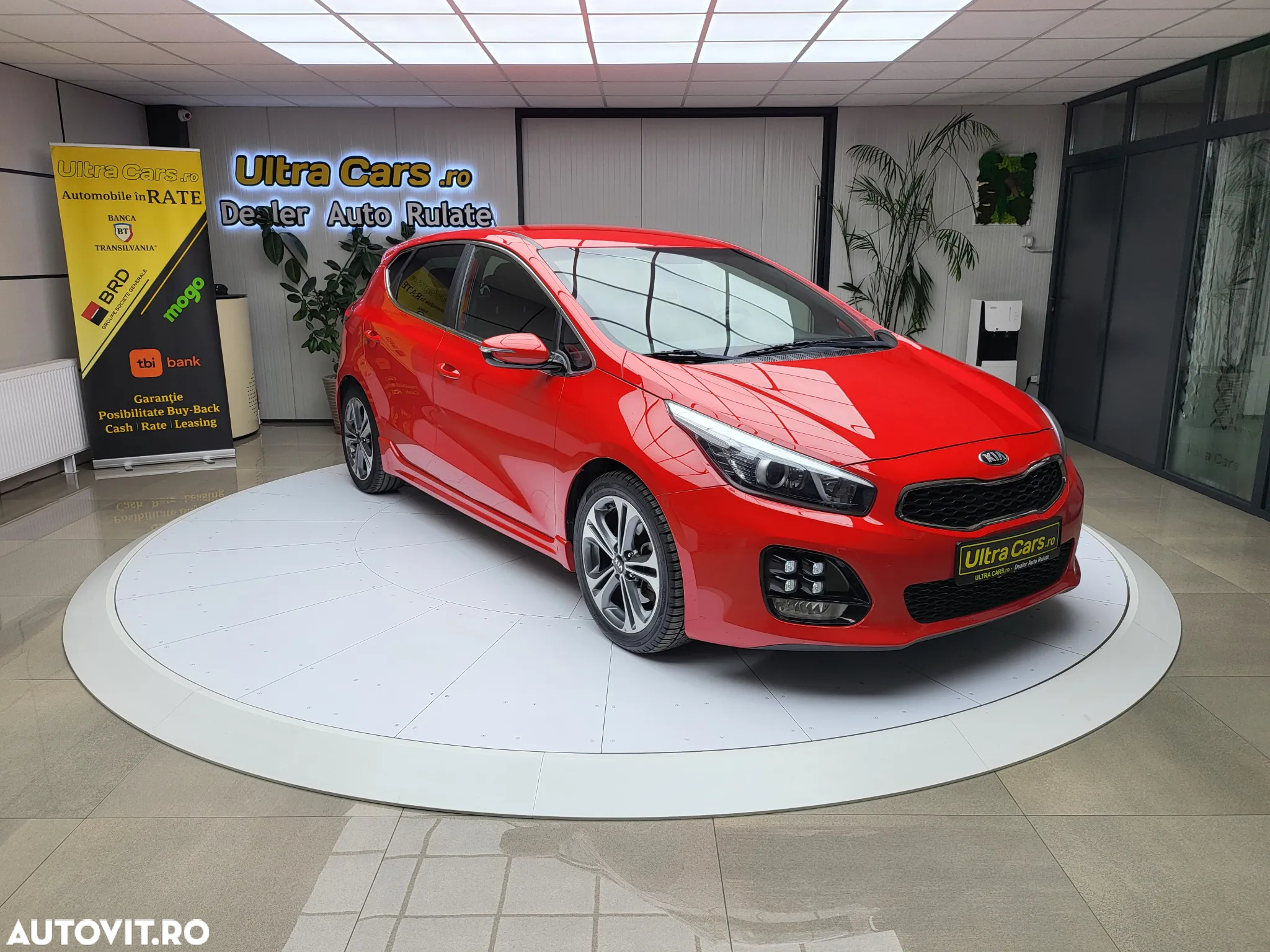 Kia Ceed 1.6 CRDi 136 ISG SW GT Line - 8