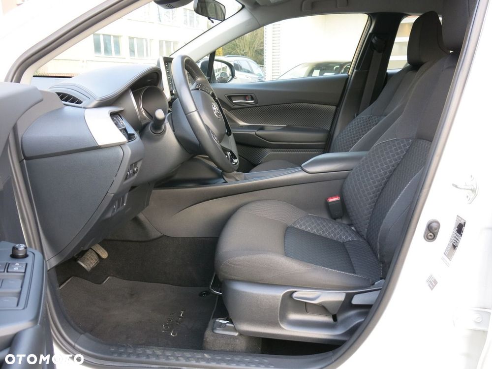Toyota C-HR 1.8 Hybrid GPF Comfort - 12