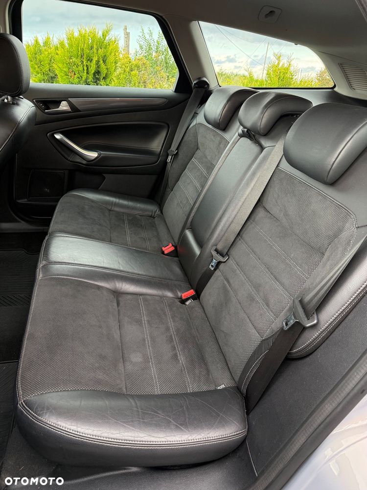 Ford Mondeo 2.0 TDCi Titanium X - 10