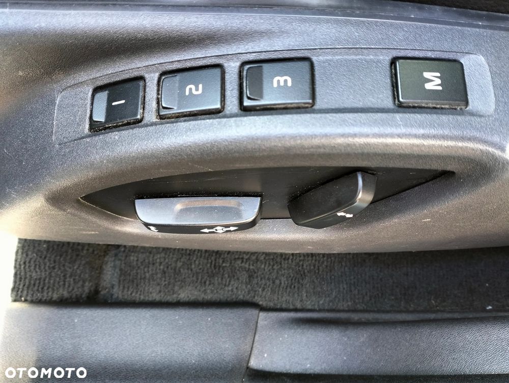 Volvo XC 60 T5 Geartronic Kinetic - 14
