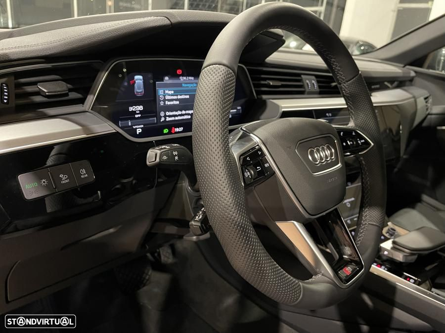 Audi e-tron 55 quattro S line - 13