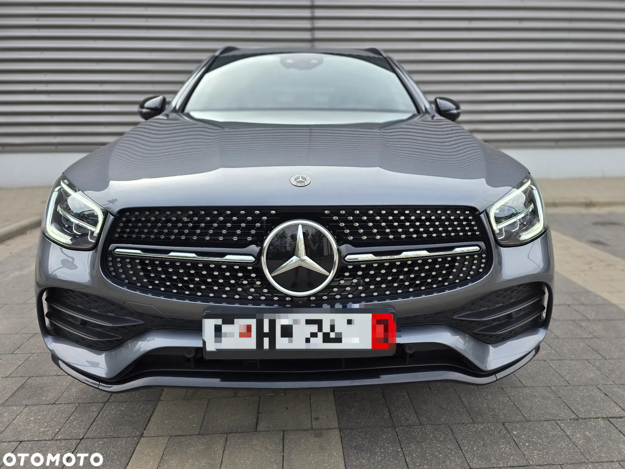 Mercedes-Benz GLC 300 d 4Matic 9G-TRONIC AMG Line - 4