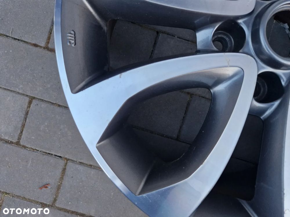 FELGA NISSAN JUKE F15 7Jx17H2, ET47, 5x114,3 - 5