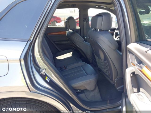 Audi Q5 45 TFSI quattro S tronic S line business - 11