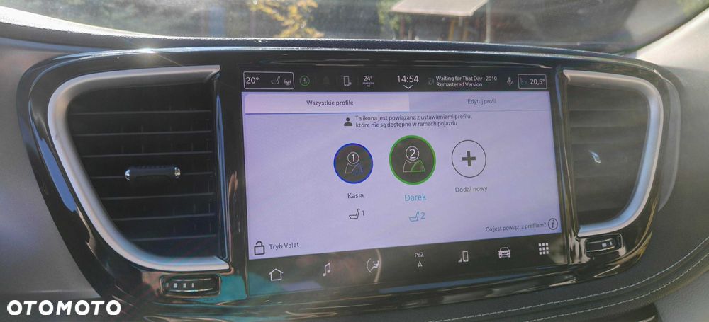 Chrysler Pacifica - 4