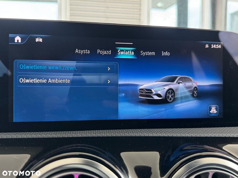 Mercedes-Benz Klasa A 200 AMG Line 7G-DCT - 34