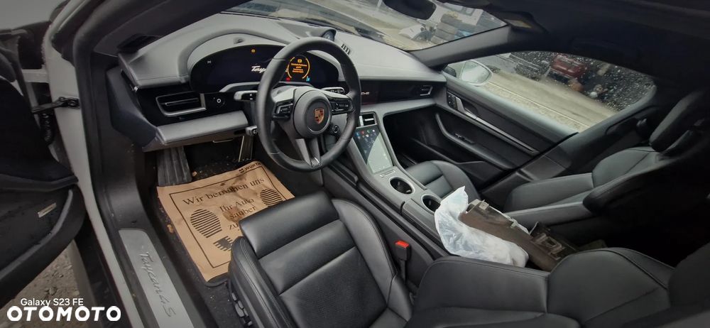 Porsche Taycan 105kWh 4S - 18
