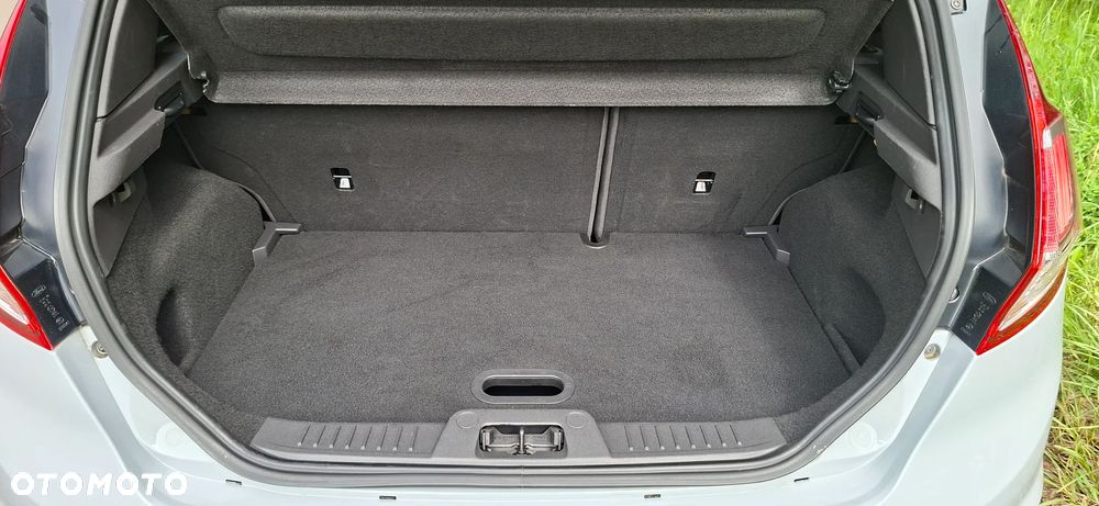 Ford Fiesta - 26