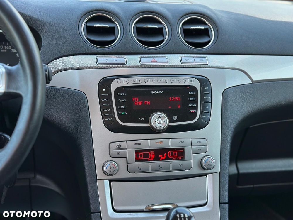 Ford S-Max - 8