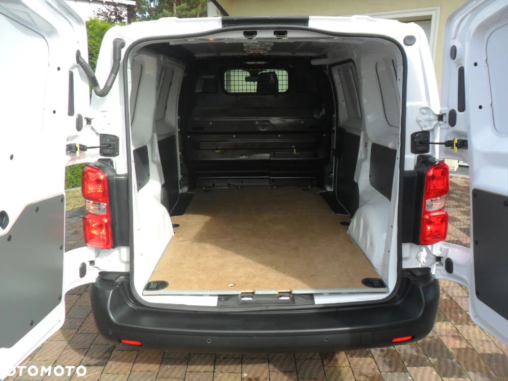 Toyota PROACE - 10