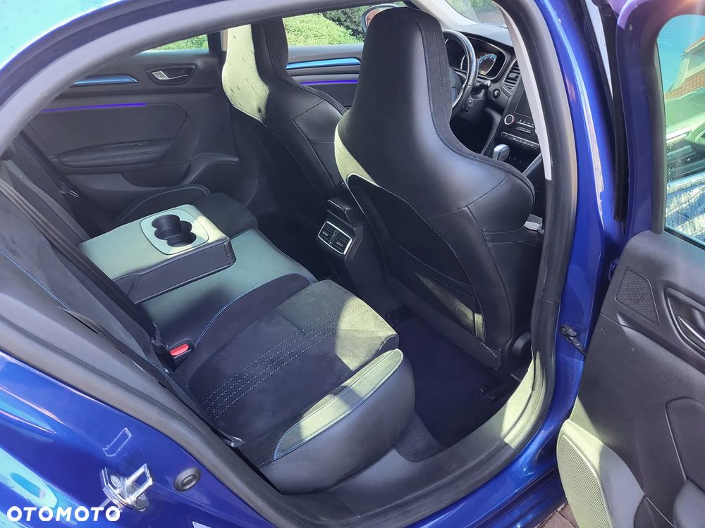 Renault Megane ENERGY TCe 205 EDC GT - 9